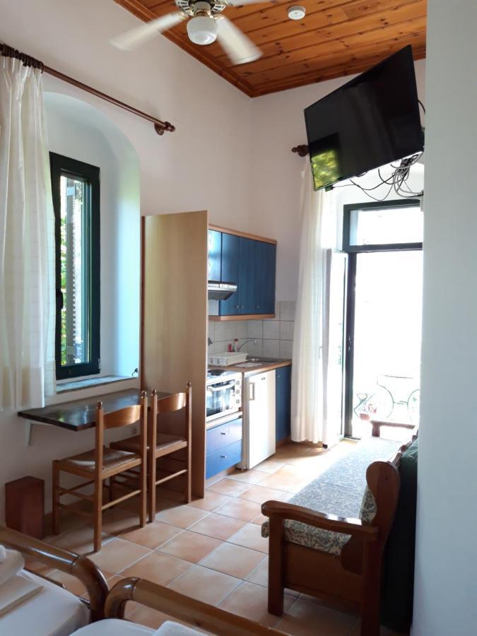 קרדמילי Skardamoula'S Studios And Apartments, 2 מראה חיצוני תמונה